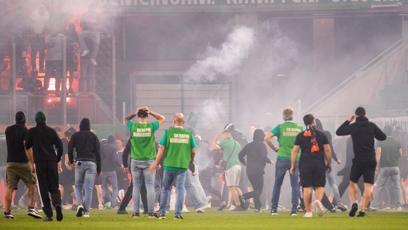 Diese Comebacks wünschen wir uns 2025 - und diese nicht!