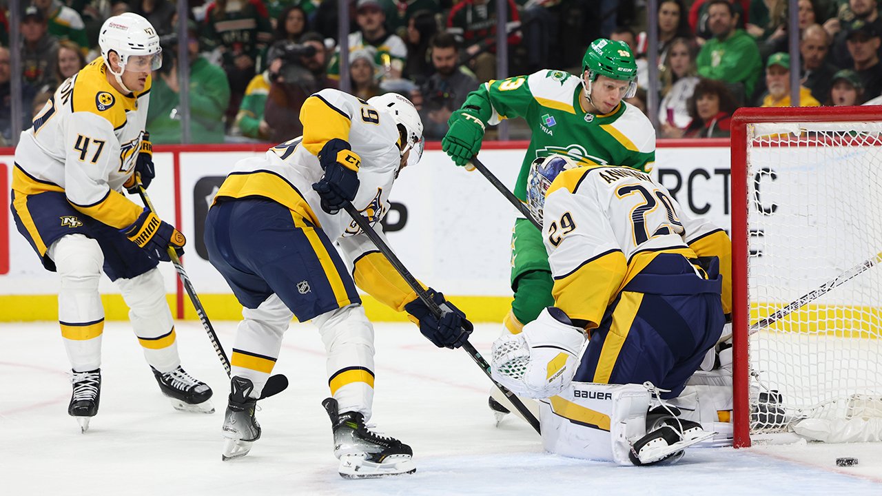 <a href='/de/daten/news/eishockey/marco-rossi/' class='tag'>Marco Rossi</a> brilliert mit Doppelpack und Assist