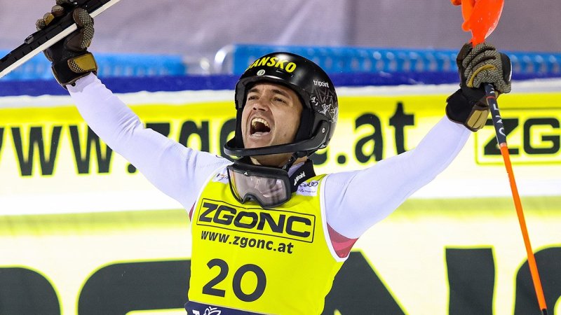 Feller rutscht aus - Überraschungssieger in Madonna!