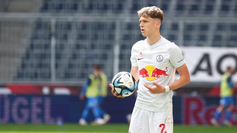 Liefering-Verteidiger als Testspieler bei LigaZwa-Konkurrent