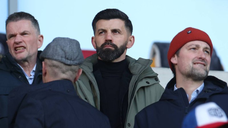 Gänsehaut!  Muslic beeindruckt bei Neo-Klub mit Kabinenrede