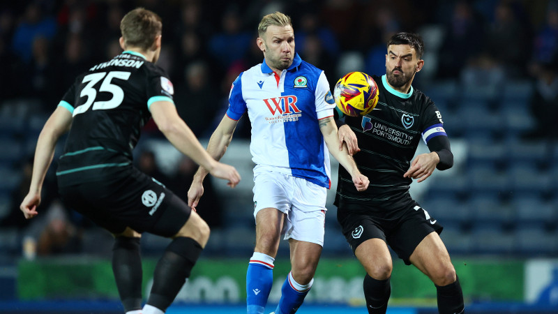 Weimann glänzt mit Tor und Assist bei Sieg über Portsmouth