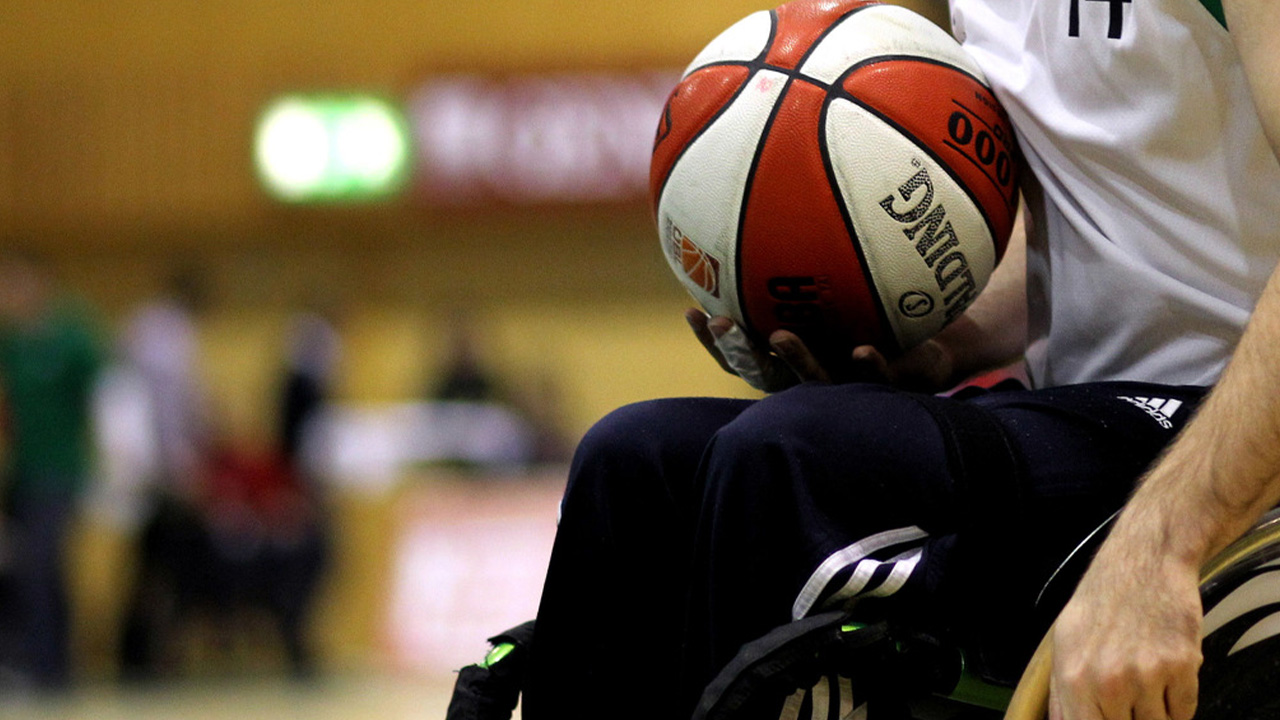 Rollstuhl-<a href='/de/daten/news/basketball/basketball/' class='tag'>Basketball</a> Cup-Finale: Krimi an Sitting Bulls