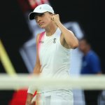 Mühelos! Swiatek hält Traum am Leben