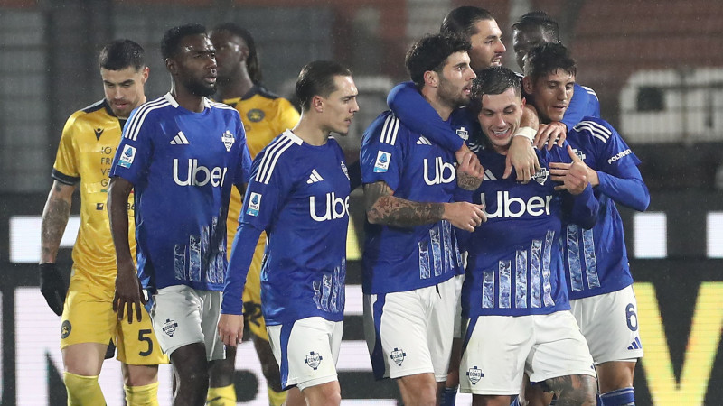 Como siegt ohne Braunöder gegen Udinese