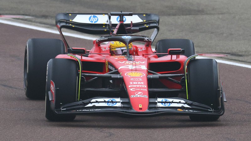 Bilder von Lewis Hamiltons ersten Runden im Ferrari