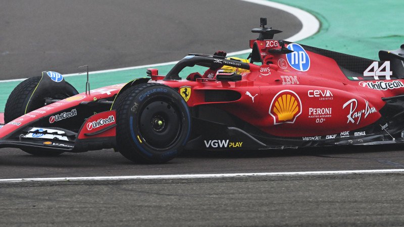 Bilder von Lewis Hamiltons ersten Runden im Ferrari