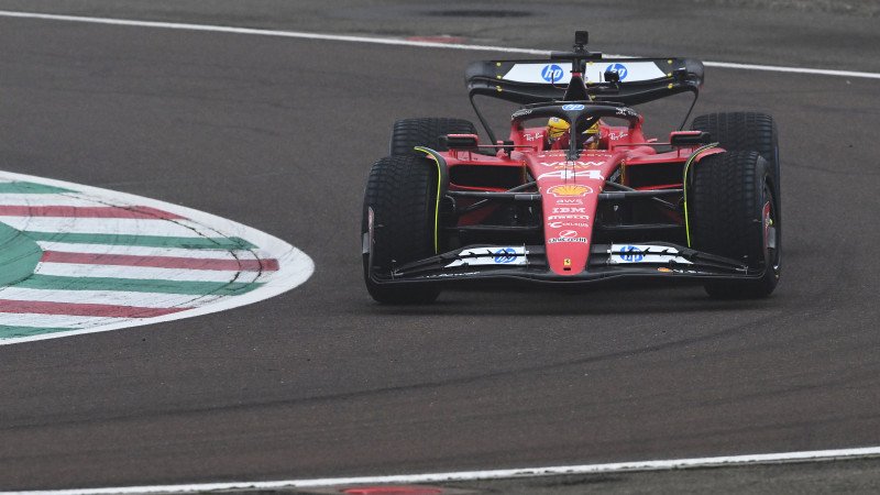 Bilder von Lewis Hamiltons ersten Runden im Ferrari