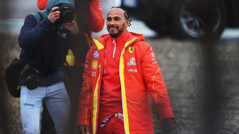 Bilder von Lewis Hamiltons ersten Runden im Ferrari