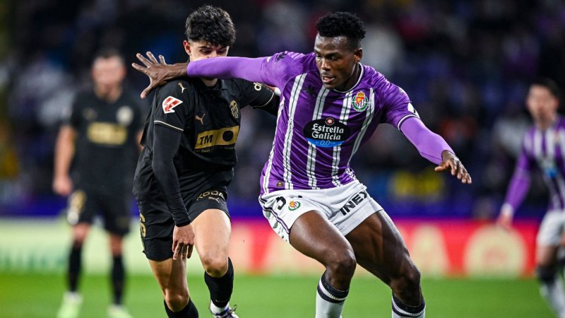 Vorwurf an ManCity! Spieler zu Vertragsauflösung gedrängt?