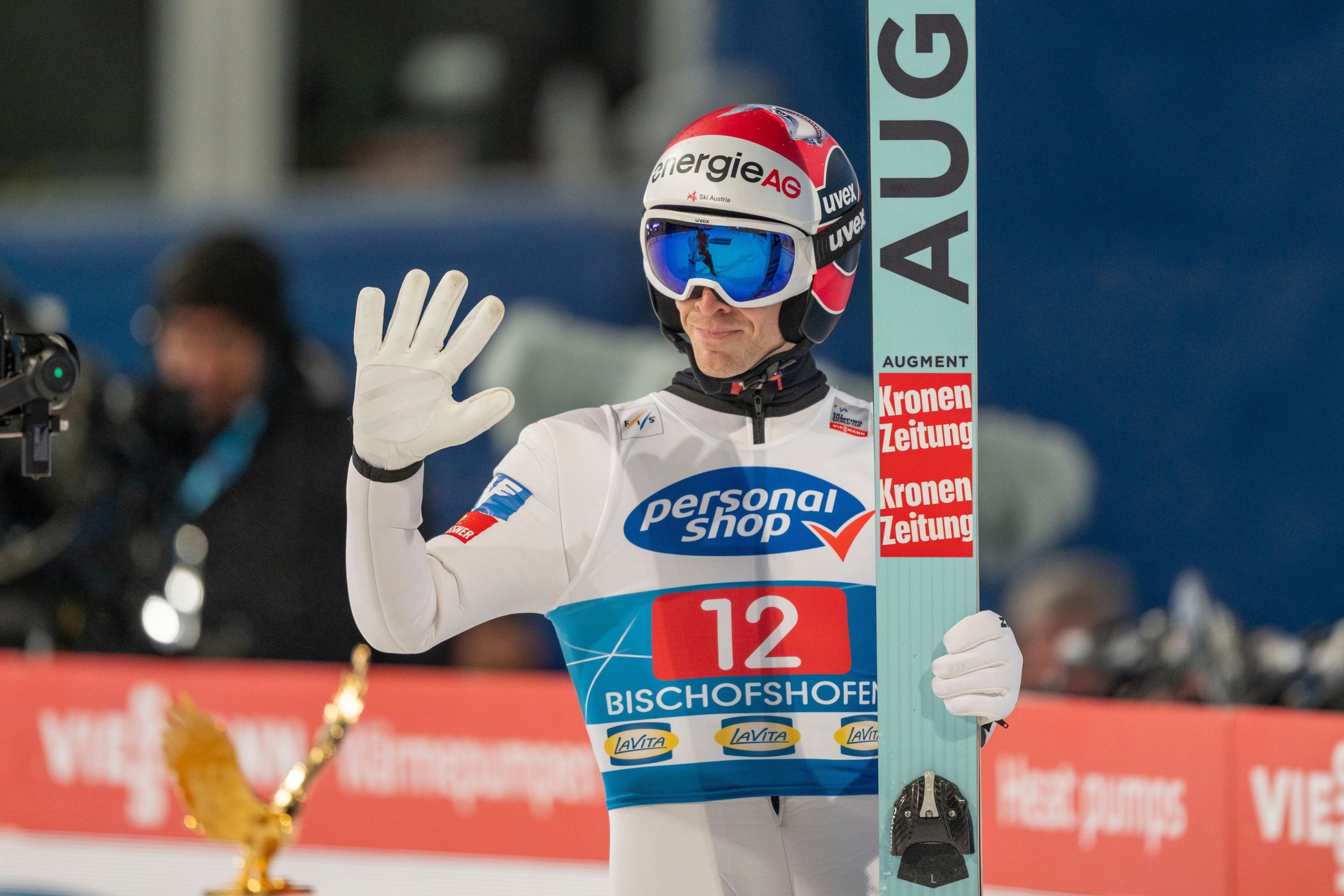 Hayböck bei Forfang-Sieg Dritter in Oberstdorf-Quali