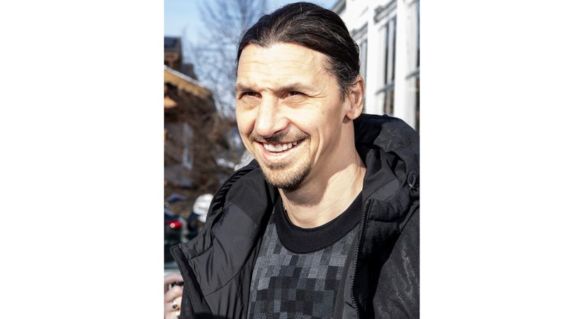 Kitzbühel 2025: Von Arnie bis Zlatan! Promis bei Streif-Show