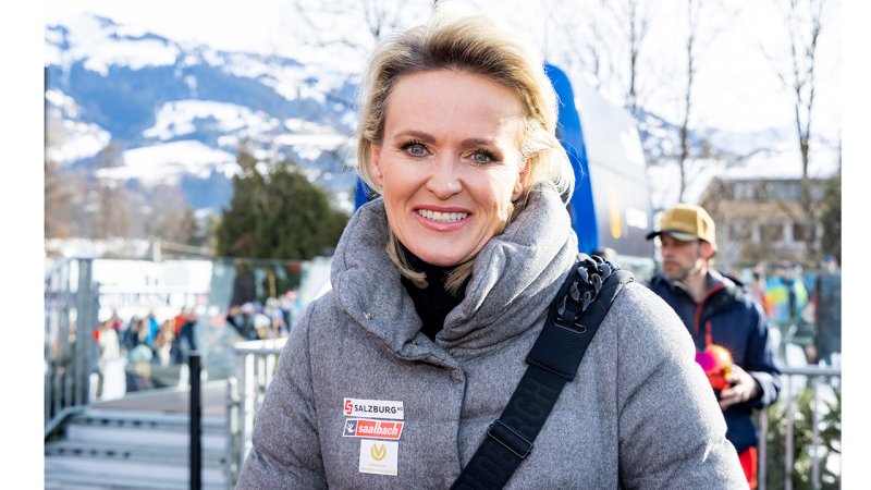 Kitzbühel 2025: Von Arnie bis Zlatan! Promis bei Streif-Show