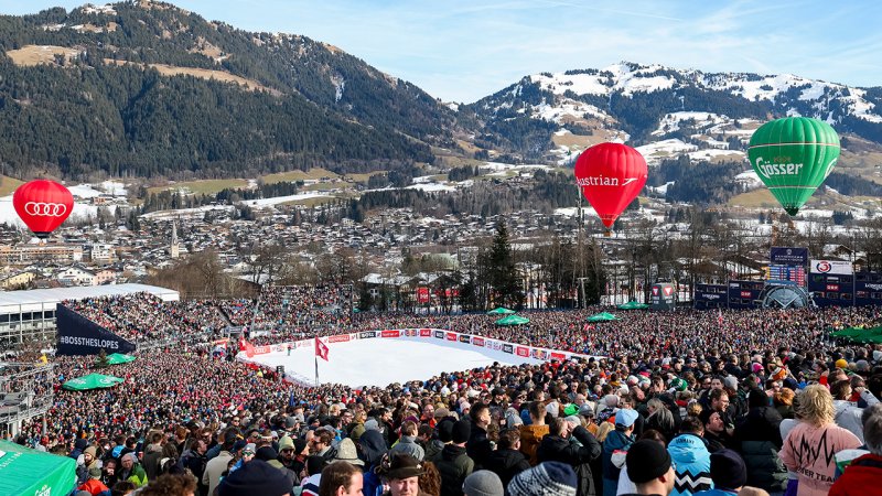 Kitzbühel 2025: Von Arnie bis Zlatan! Promis bei Streif-Show