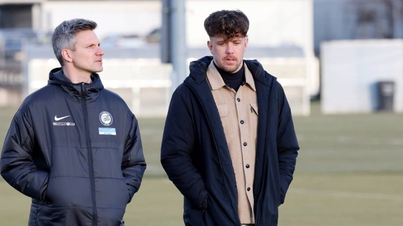 Nach Mayulu-Deal: Algerien-Juwel nächster Sturm-Neuzugang?