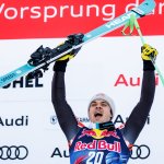 Wilde Party-Nacht! Kitzbühel-Sieger zieht beim Feiern blank