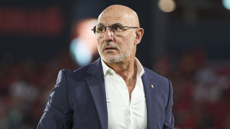 Spanien verlängert mit Erfolgscoach de la Fuente