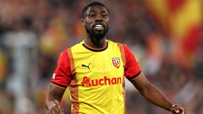 Abgeblitzt? Juve sieht sich nach Danso-Alternativen um