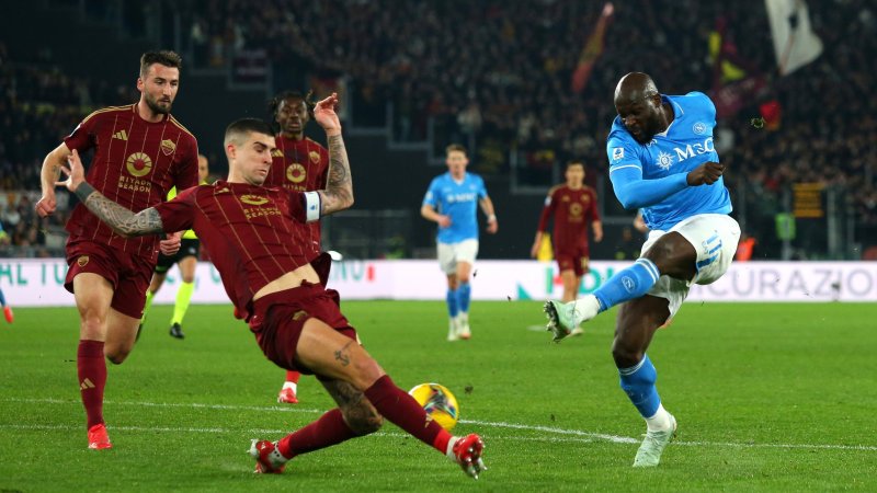 Serie gerissen! Roma ärgert Napoli spät