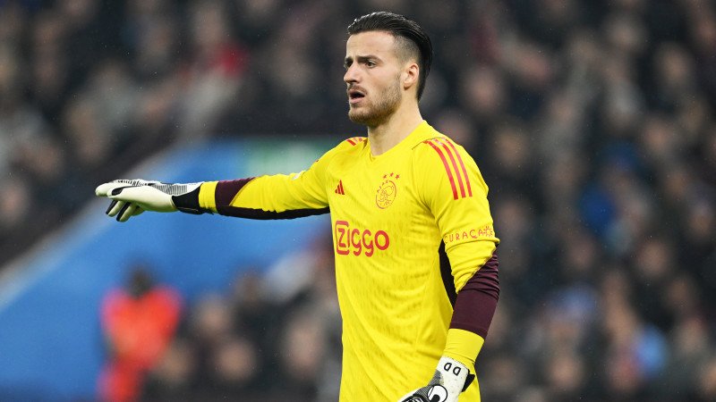 Möglicher Kobel-Nachfolger: BVB verpflichtet neuen Torhüter