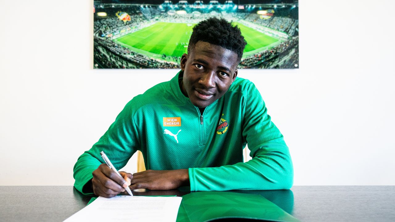 Rapid verstärkt sich mit einem Abwehr-Talent