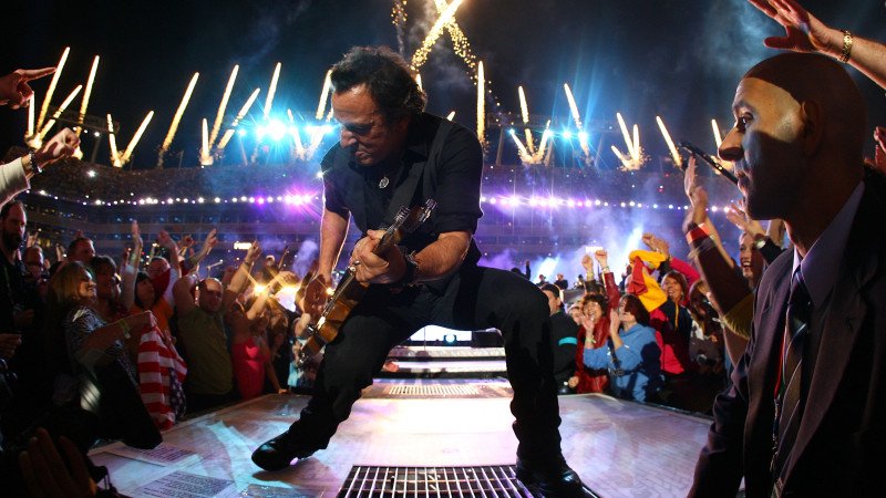 Die 15 legendärsten Halftime-Shows der Super-Bowl-Geschichte