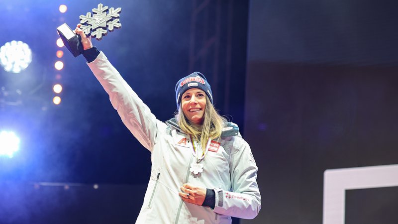 Hier erhält Mirjam Puchner ihre SILBERNE