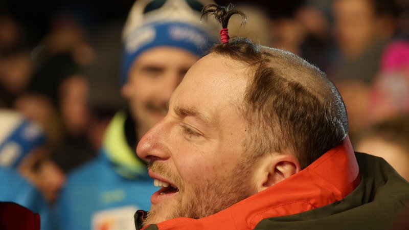 Haare ab! Odermatt und Co. glänzen mit Halbglatzen