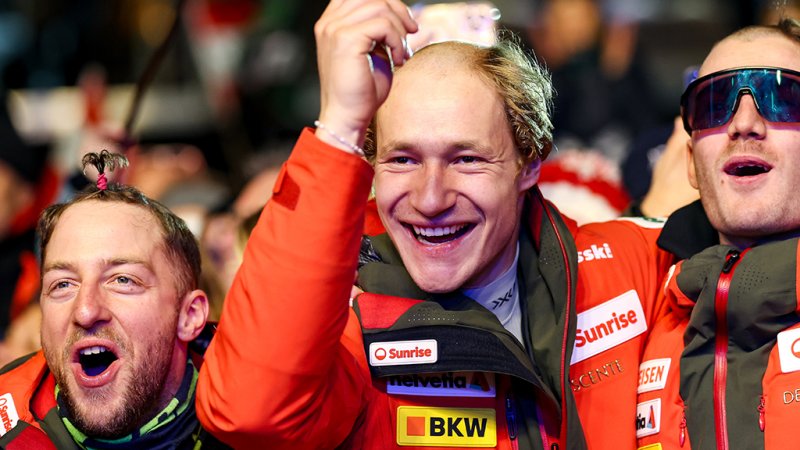 Haare ab! Odermatt und Co. glänzen mit Halbglatzen