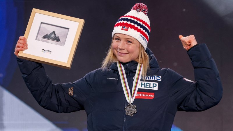 Die 10 Skispringerinnen mit den meisten Weltcupsiegen