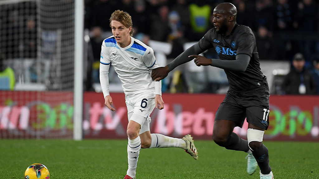 Slapstick-Tor reicht nicht! Napoli und Lazio spielen Remis