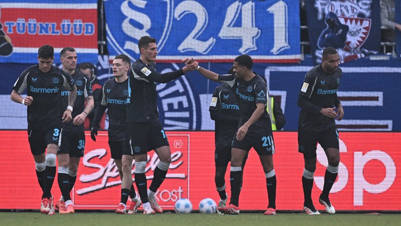 Leverkusen gewinnt bei Schlusslicht - Hasenhüttl mit Remis