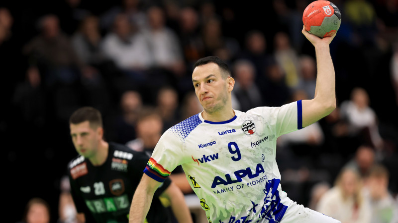 <a href='/de/daten/news/handball/handball/' class='tag'>Handball</a> Liga Austria: HC Hard baut Tabellenführung aus