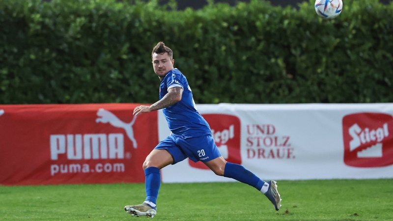 Toni Polster gerät gegen Austrianer unter die Räder