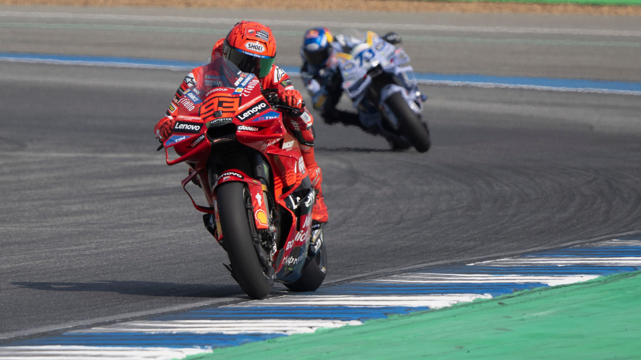 Packendes Duell: Nächster Doppelsieg der Marquez-Brüder