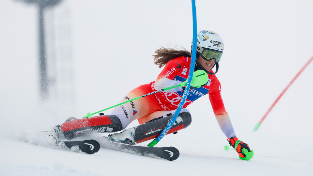 Slalom-Kugel ade? Camille Rast bangt um Aare-Start